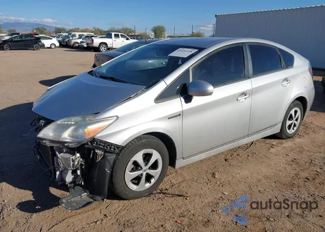 2013 Toyota Prius Three z USA, uszkodzony, nr VIN JTDKN3DU9D0346272